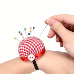 Игленица за китка с каре дизайн - Дрехотека